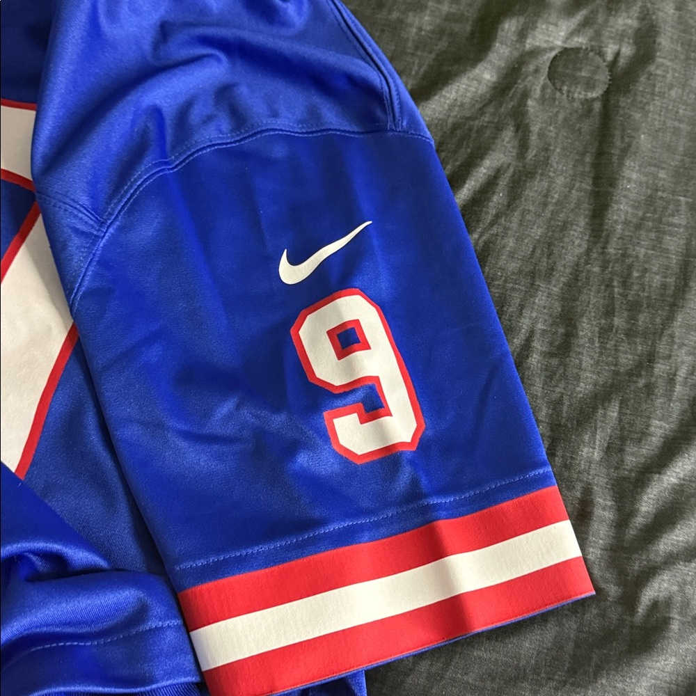 New York Giants #9 Malik Nabers NFL Classic Edition Home Nike Jersey - Picture 7 of 8